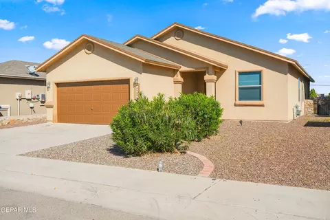 12549 Wolf Berry Dr, El Paso, TX 79928