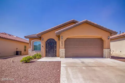 13633 Beobridge Ave, Horizon City, TX 79928