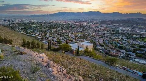21 Apache Crest Dr, El Paso, TX 79902 photo 17