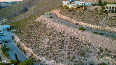 21 Apache Crest Dr, El Paso, TX 79902 photo 10