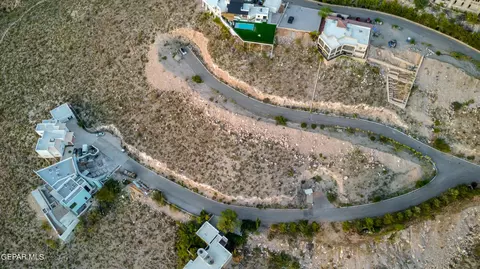 21 Apache Crest Dr, El Paso, TX 79902 photo 6