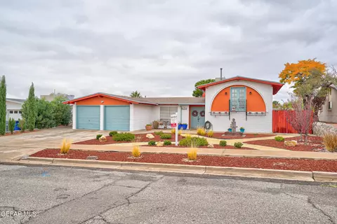 6701 Los Altos Dr, El Paso, TX 79912