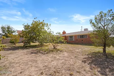 8317 Mcfall Dr, El Paso, TX 79925 photo 2