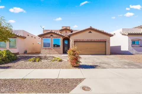 3813 Loma Cortez Dr, El Paso, TX 79938