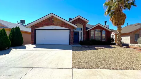 1605 Plaza Central Ln, El Paso, TX 79912