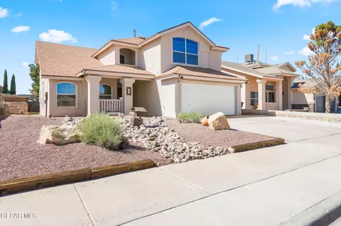 695 Teichelkamp Dr, El Paso, TX 79928