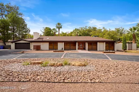 5021 Vista Del Monte St, El Paso, TX 79922