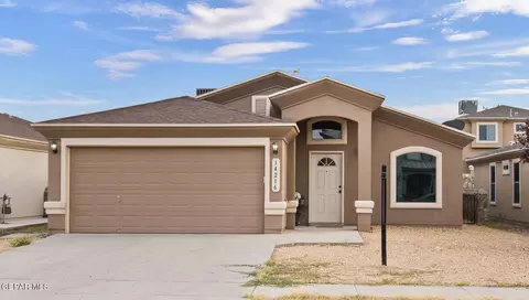 14216 Silver Point Ave, El Paso, TX 79938