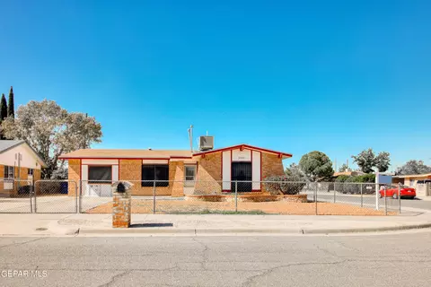 9000 Sinaloa Ln, El Paso, TX 79907