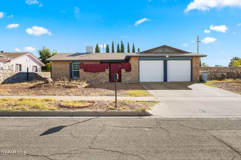 2400 Gene Littler Dr, El Paso, TX 79936