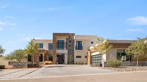 371 Rocky Pointe Dr, El Paso, TX 79912