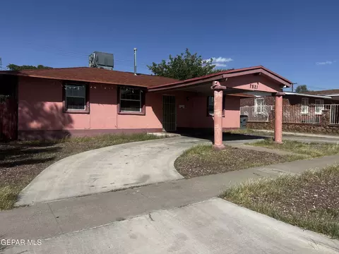 7821 Corozal Dr, El Paso, TX 79915