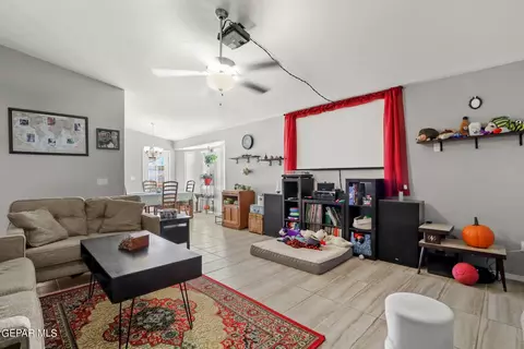 15036 Method Ave, El Paso, TX 79938 photo 3