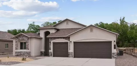 7401 White Cedar Pl, Canutillo, TX 79835