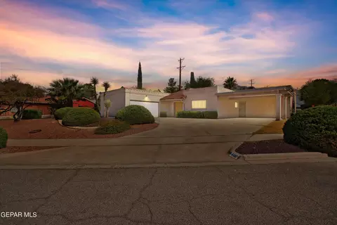 616 Paseo De Luna Ln, El Paso, TX 79912