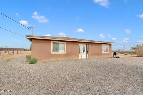 13341 Lopez Rd, El Paso, TX 79938