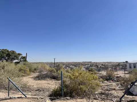 336 Citadel Dr, El Paso, TX 79928