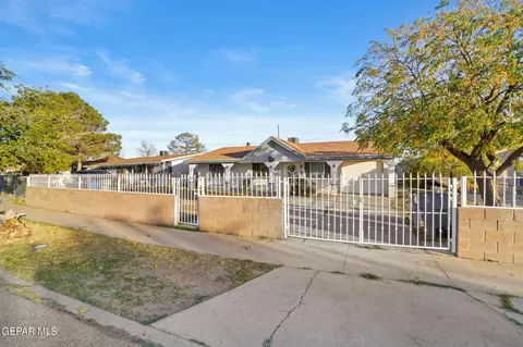 332 Petty Ln, El Paso, TX 79907