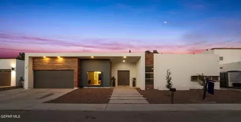 4044 Boy Scout Ln, El Paso, TX 79922