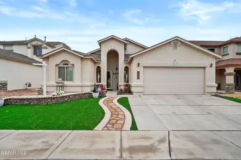 14560 Meadow Lawn Ave, El Paso, TX 79938