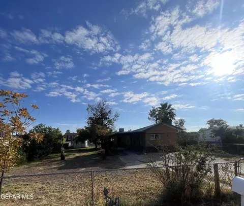 342 Arroyo Grande Dr, El Paso, TX 79932