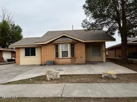 1646 Dick Mayers Dr, El Paso, TX 79936