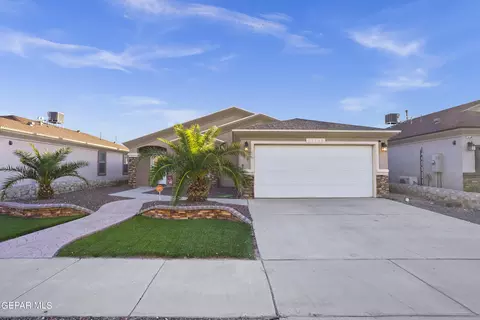 13110 Cozy Cove Ave, El Paso, TX 79938