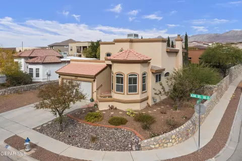 1532 Altar Del Sol Pl, El Paso, TX 79911