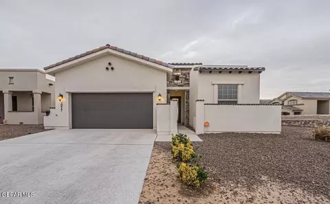 1077 Gaitan St, Horizon City, TX 79928