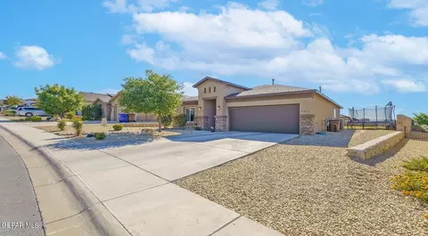 4617 Sapillo Dr, Las Cruces, NM 88012