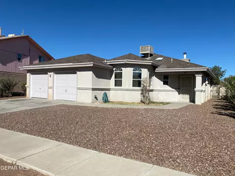 12025 Autumn Gate Dr, El Paso, TX 79936