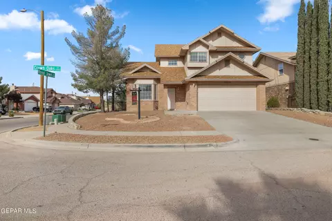 11929 Crown Oaks Ct, El Paso, TX 79936