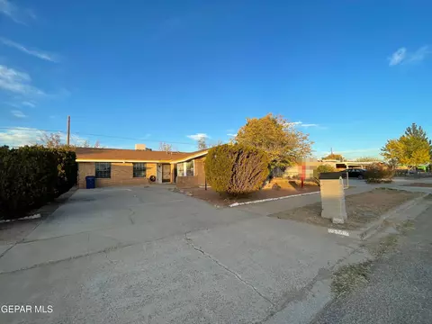 9969 Agena Ln, El Paso, TX 79924