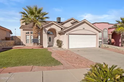 12573 Sun Trail Dr, El Paso, TX 79938