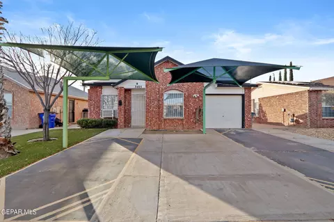3405 Tierra Cromo Dr, El Paso, TX 79938