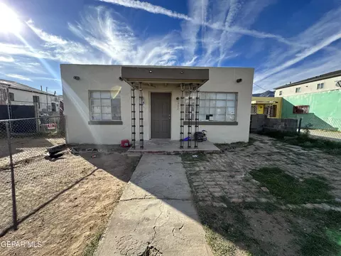 8929 Robert Dr #1-2, El Paso, TX 79904