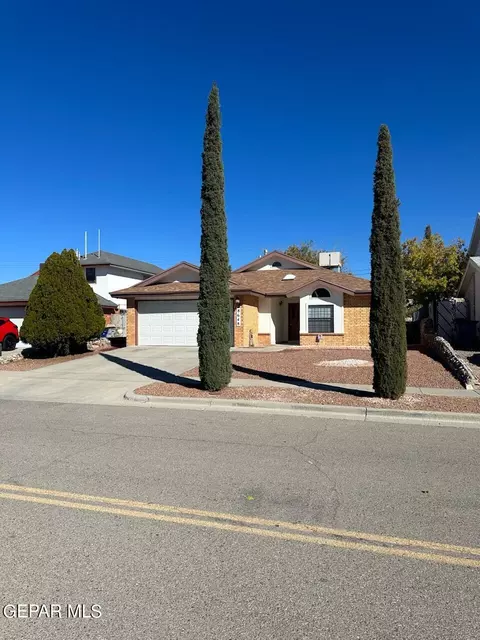 8648 Pilgrimage Cir, El Paso, TX 79912