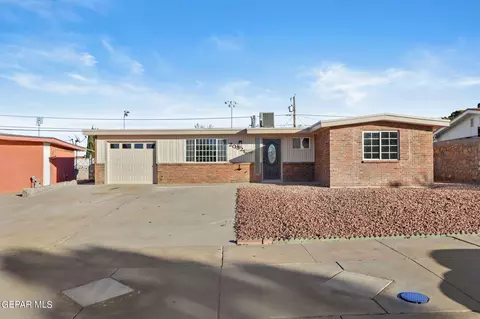 2052 Solano Dr, El Paso, TX 79935