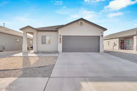 11542 Wayne Carreon St, Socorro, TX 79927