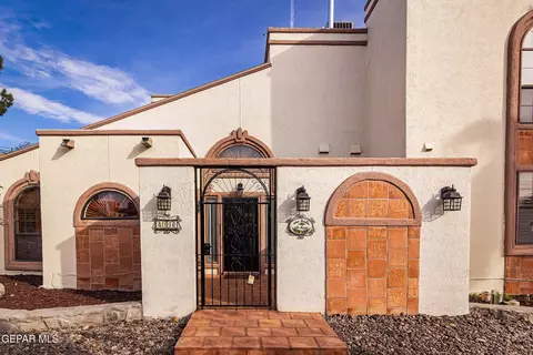 800 Cheltenham Dr, El Paso, TX 79912