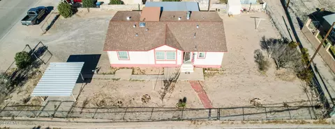 801 E Second St, Fabens, TX 79838
