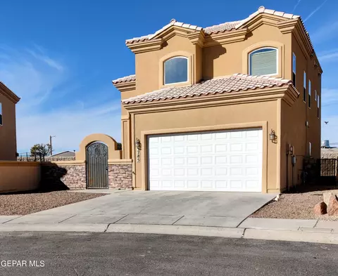 3785 Coco Palm Dr, El Paso, TX 79936
