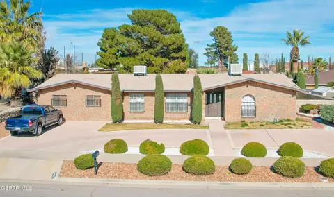 10915 Bella Vista Dr, El Paso, TX 79935