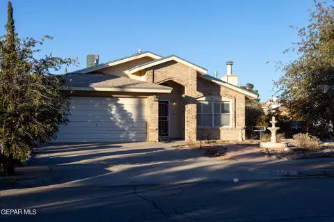 11541 Big Bear Ct, El Paso, TX 79936