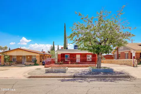 2904 Lebanon Ave, El Paso, TX 79930