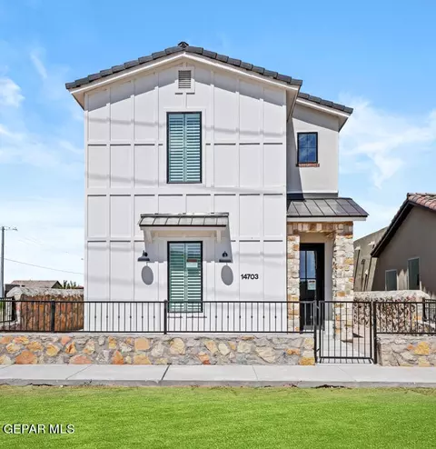 5868 Kobe Bryant St, El Paso, TX 79924