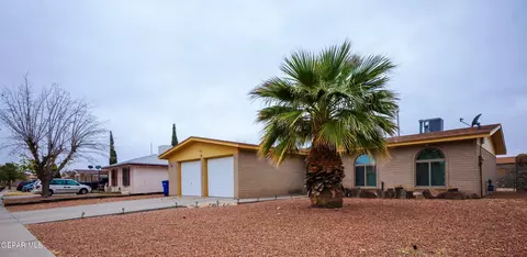 2325 Orville Moody Ln, El Paso, TX 79935