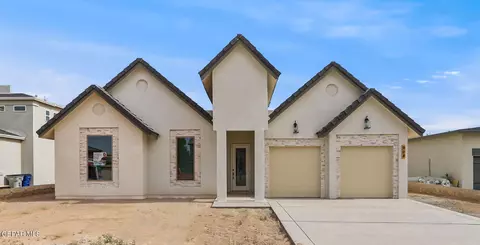 908 Crooked River Dr, El Paso, TX 79932
