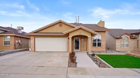 5721 Schwarzkopf Dr, El Paso, TX 79934