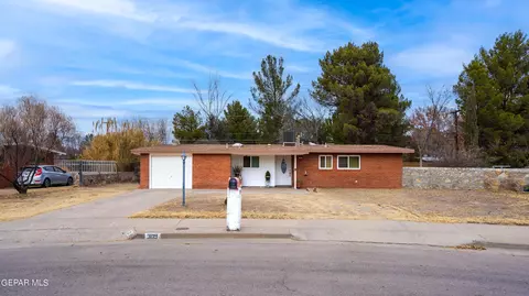 309 Warbler Ave, El Paso, TX 79922